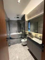 Sembawang Straits Estate (D27), Terrace #581117031